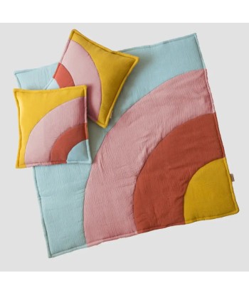 coussin et tapis de jeu arc en ciel en gaze de coton 2 - 3 jours ouvrés.